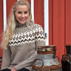 Brown nordic fair isle sweater in alpaca and wool yarn