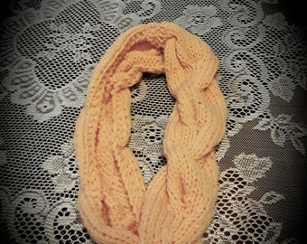 Cable Knit headband peach.