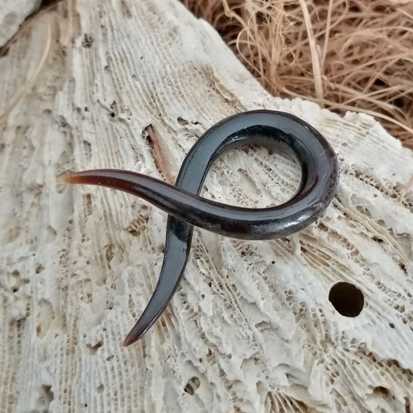 Organic Twisted Buffalo bone/Horn - Weight, Taper - Stretcher Earring - Real Gauge - Ethnic - Unique - Ear Expander. Hand carved Vintage. 4g