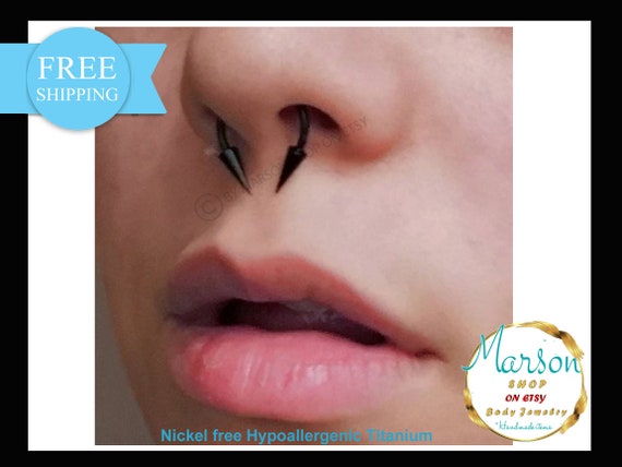 Horseshoe barbell Ear Black Septum ring with extreme spikes. TITANIUM. Conch lips Nipple Tragus Daith body piercing for men women