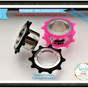 Ear flesh tunnel, High polished surgical steel screw-fit,  with two fancy sun shaped rubber O-rings, Ear gauges,  Externally threaded,