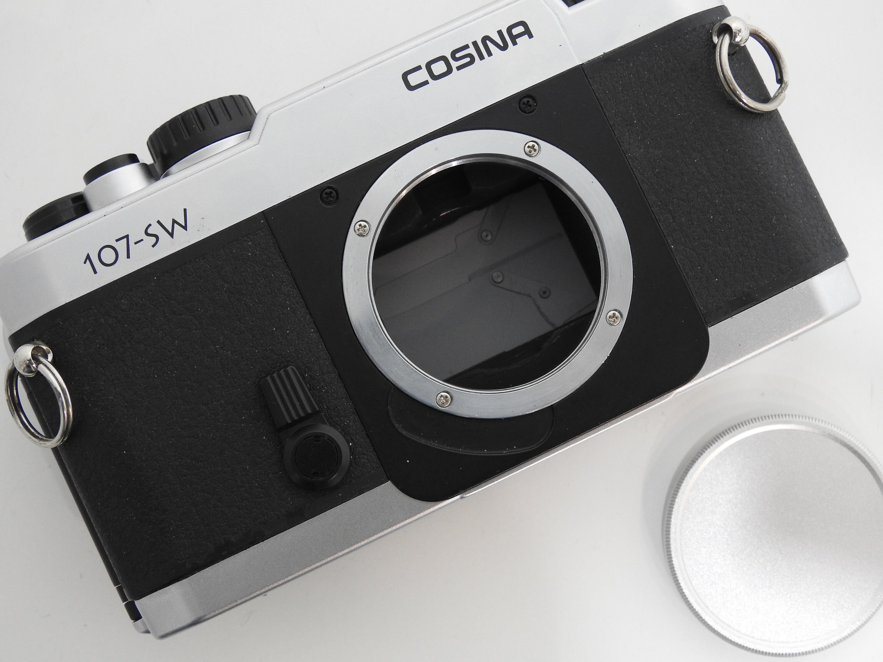 フィルムカメラ Cosina 107-SW (Rare Bessa-L Model) Cosina 107-SW (Rare Bessa-L Model)