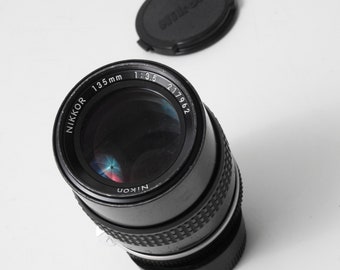 Nikkor 135mm f / 3.5 Nikon A-IS Lens Fully Functional Manual Focus