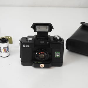 PAIMAX E35  Compact 35mm point and shoot film camera 32mm 1:2.8 lens + 1 roll of color film