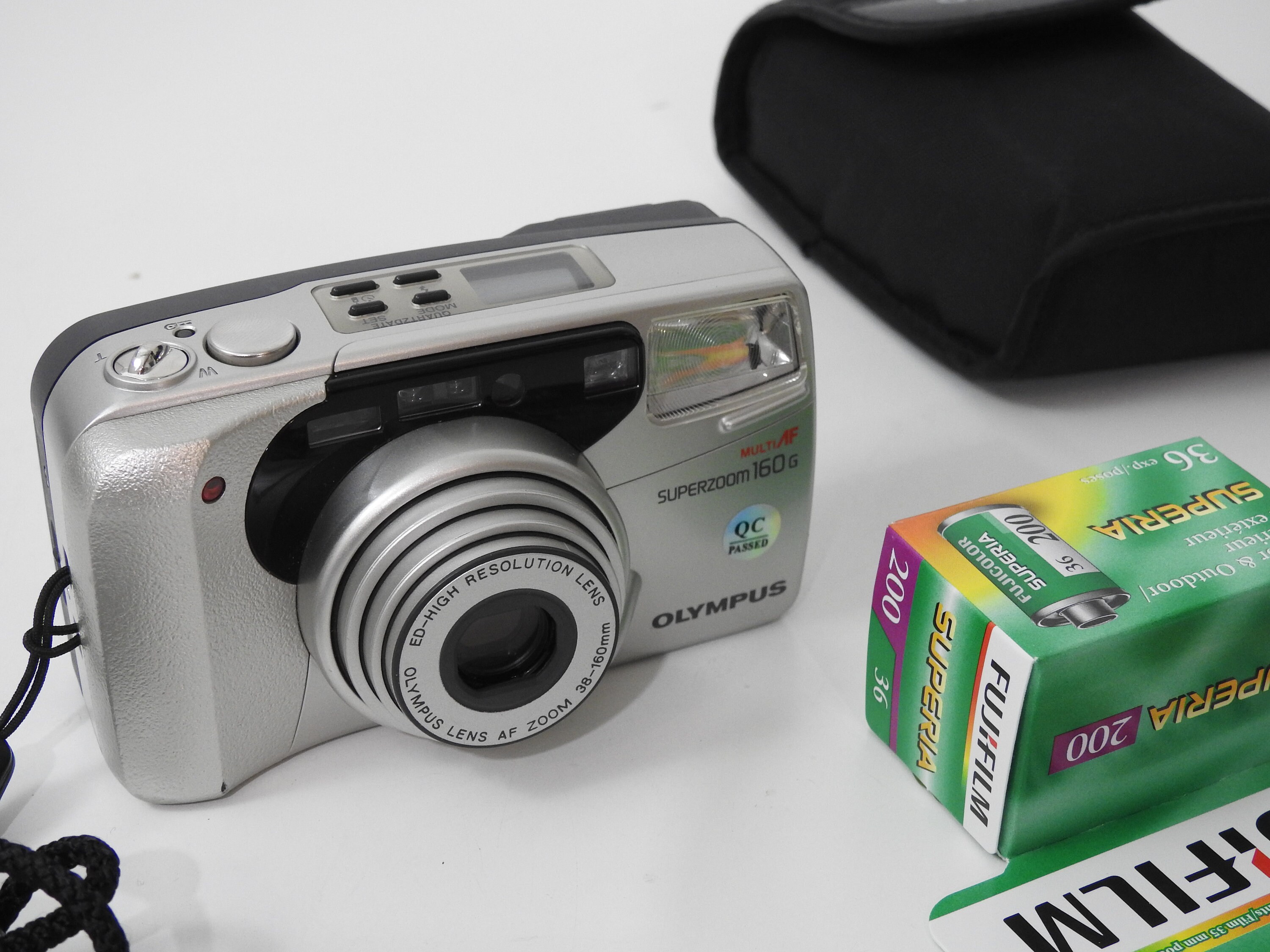 Olympus Superzoom 160G Point & Shoot Film Camera Multi AF With 38