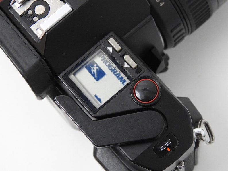PENTAX P50 Date SLR film camera with Pentax 35-80 Lens Color Film image 7