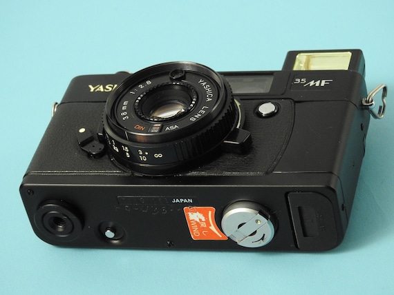 Yashica 35 MF Film Camera: 38mm Lens, Case, ILFORD 400 Film - Etsy