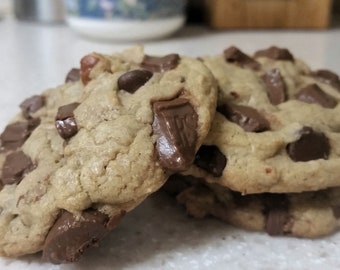 Chocolate Chip Cookies with Toffee Bits and Roasted Pecans