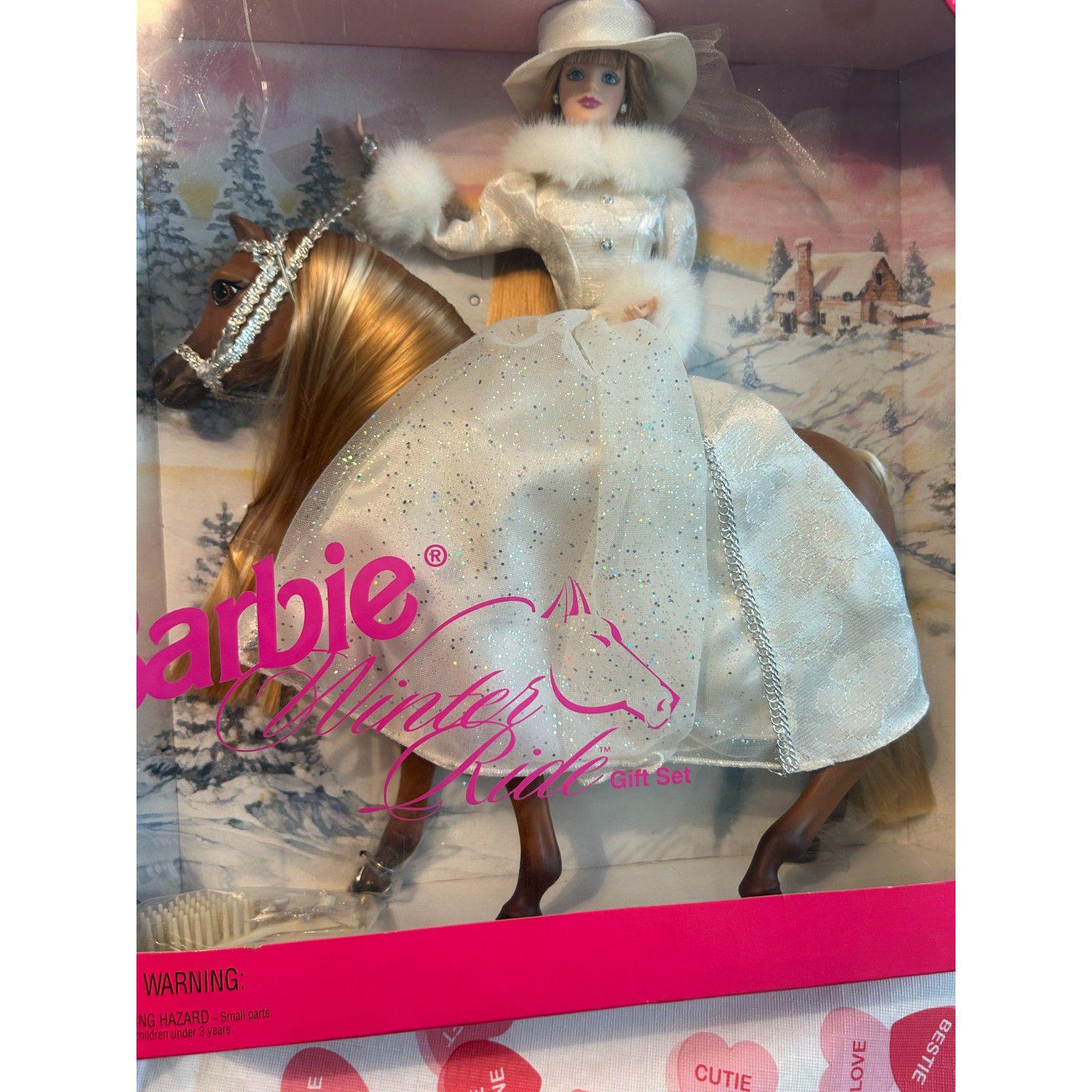 Calèche De Vacances Barbie – Avec Figurines, Couple De Chevaux Et Accessoires