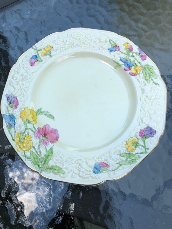 Crown Ducal Florentine Sweet Pea Salad Dish