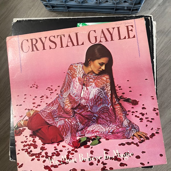 crystal gayle we must believe in magic
