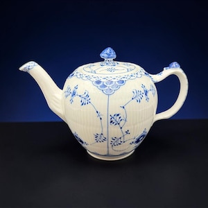 Vintage Royal Copenhagen Blue Fluted Plain Teapot #610 Denmark Porcelain Tea Pot