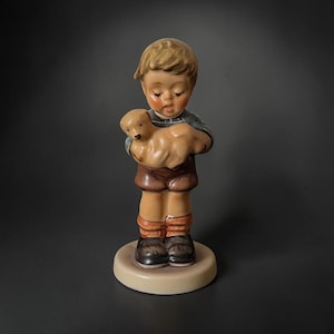 Vtg Goebel Hummel A Boy's Best Friend Figurine #201/4/0 First Issue 2001 - 4"
