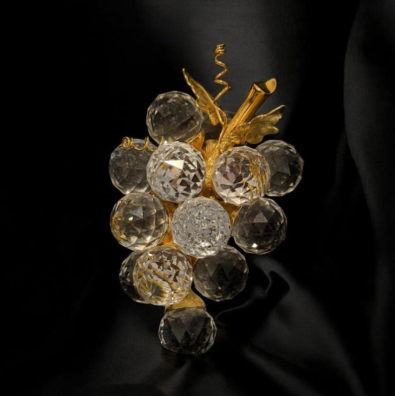Swarovski Crystal Grapes Gold Tone - Medium Figurine, 4.5 Inches - 30% Lead Crystal - Made In Austria - In Original Box - 10108 image 4