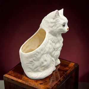 Ceramic Big Eye Cat - Etsy