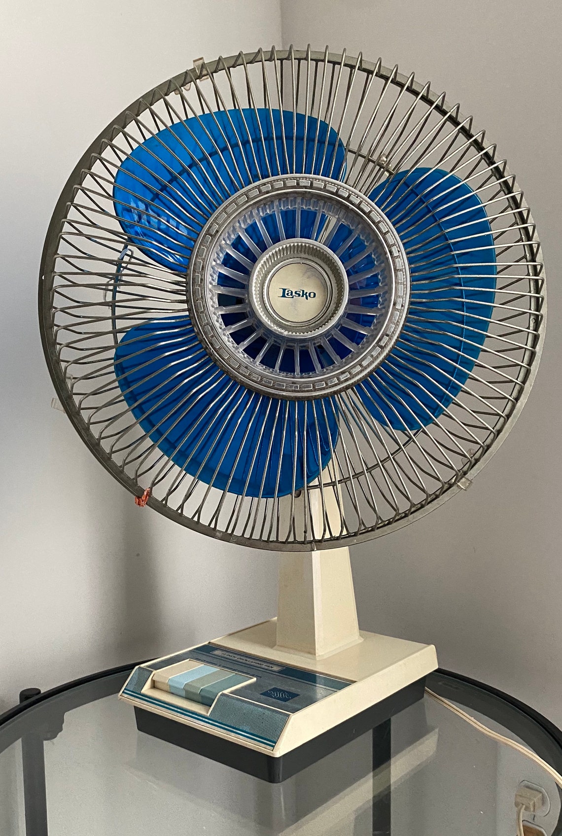 Vintage Lasko Blue White Oscillating Fan 12 Etsy