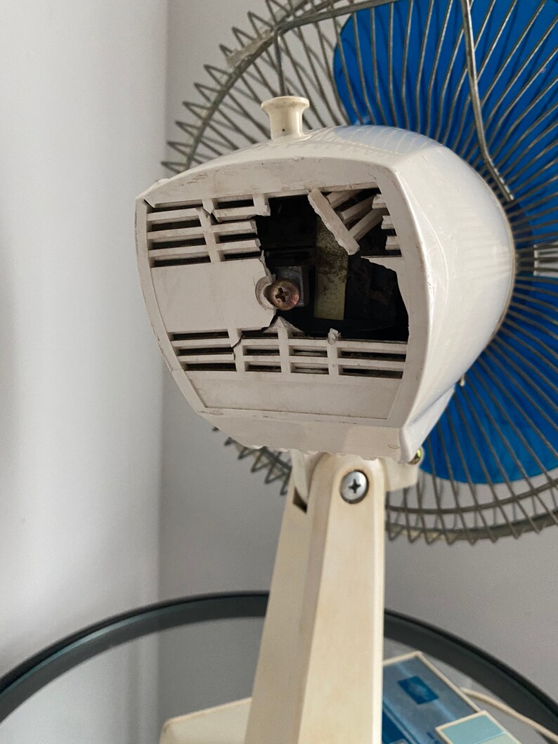 Vintage Lasko Blue White Oscillating Fan 12 Etsy