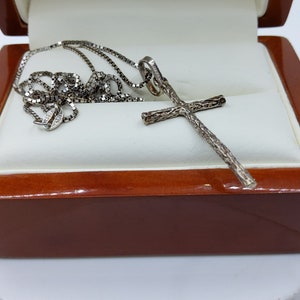 Sterling Silver Twisted Cross with Italian Chain 925