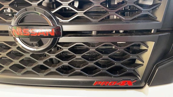 Grille Kit | NISSAN TITAN PRO-4X 2020 Grille Kit | NISSAN TITAN PRO-4X 2020