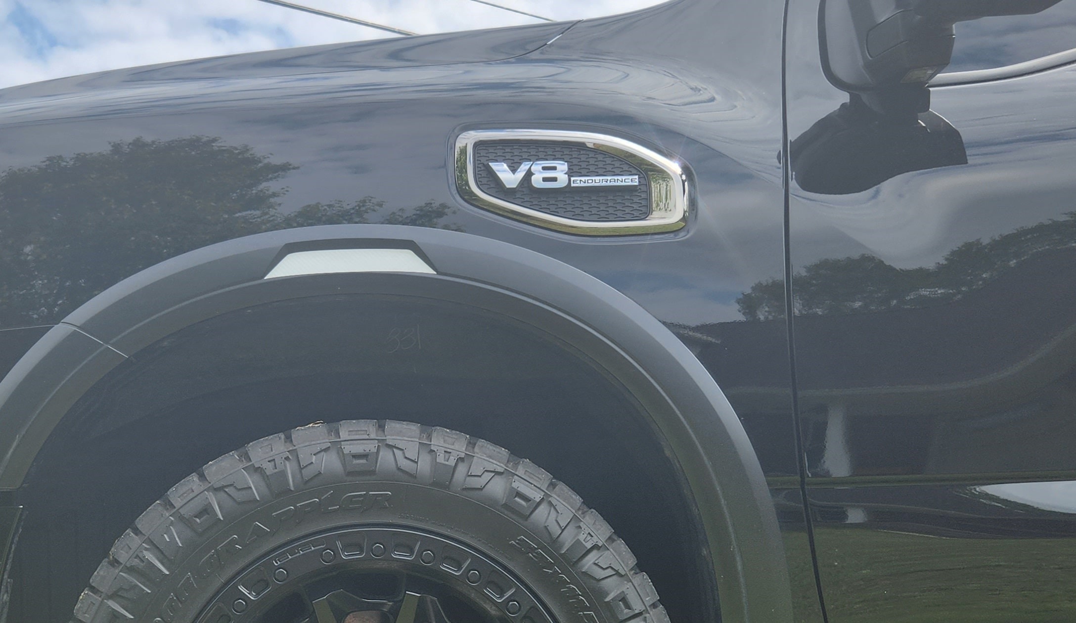 2016-2023 Nissan Titan Fender Flare Markers