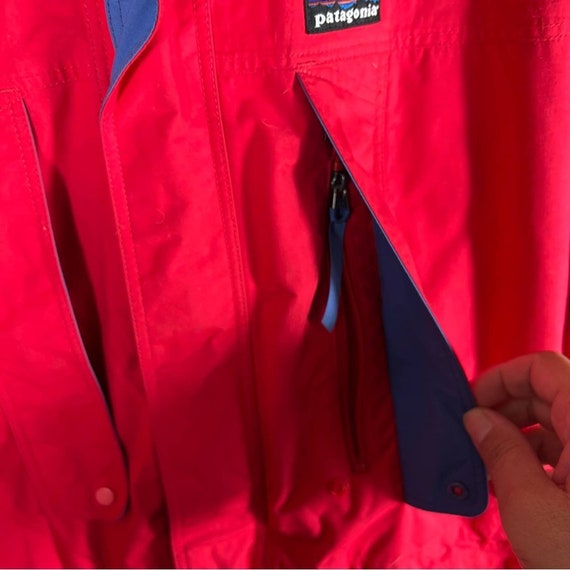 Vintage 1990’s Patagonia Red and blue Nylon Jacket - image 8