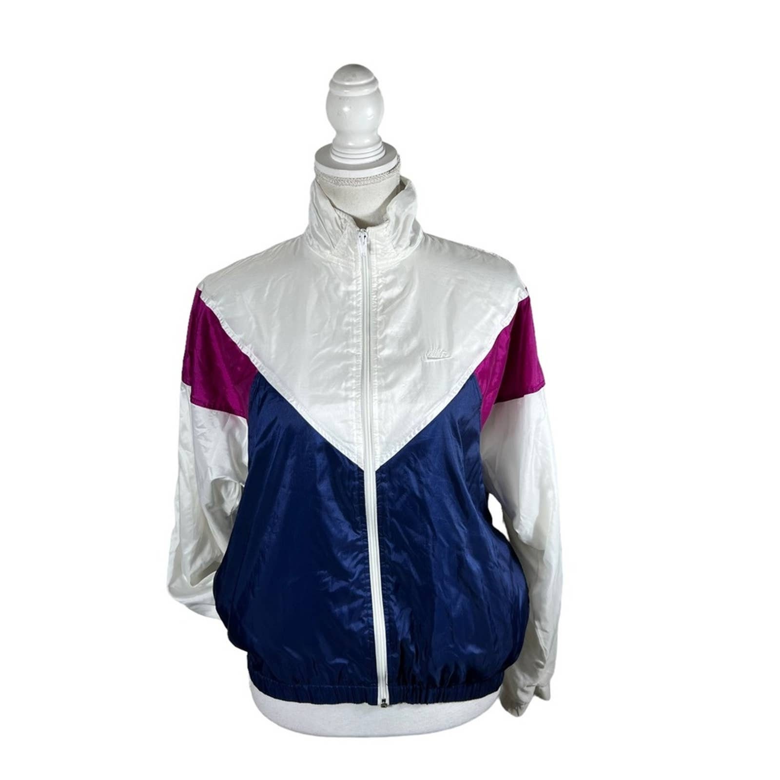 Nike women's hotsell color block jacket