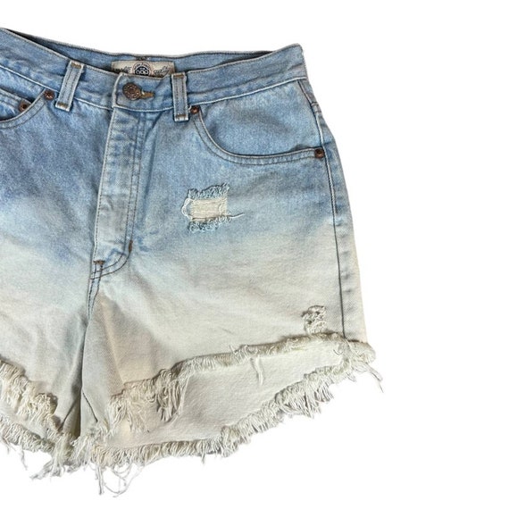 Vintage 1990s Gap High Waisted Denim Shorts - image 3