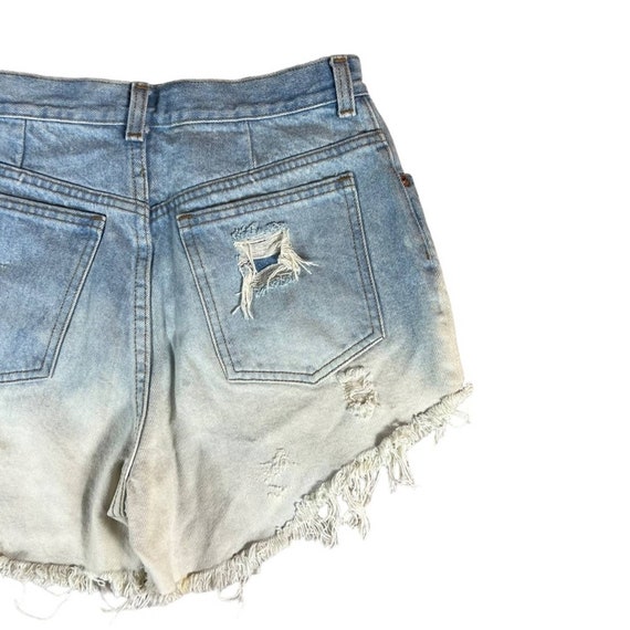 Vintage 1990s Gap High Waisted Denim Shorts - image 7