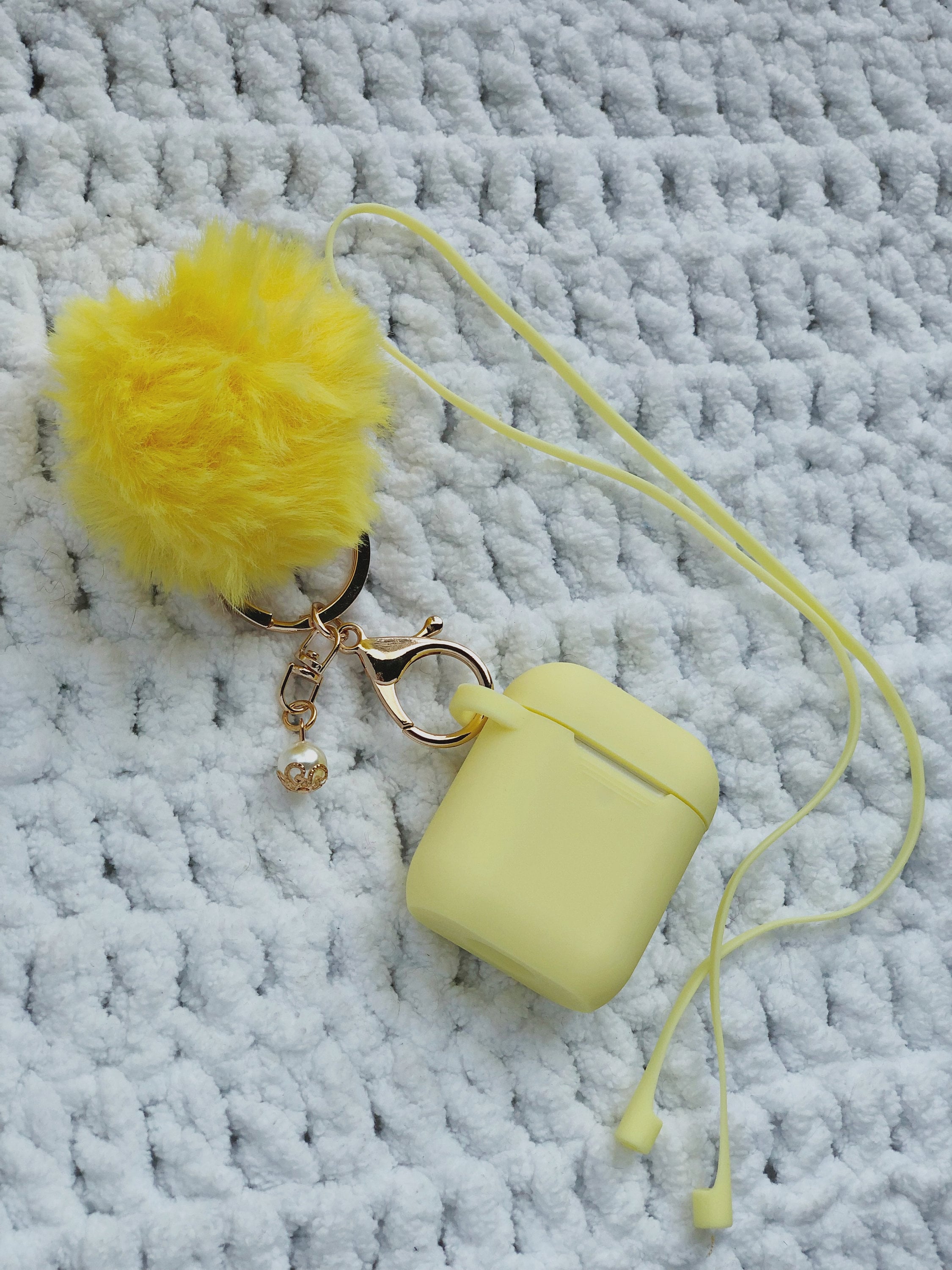 Cute Silicone Sunshine Yellow Protective Airpods Case With Fur