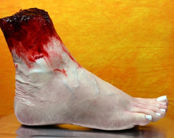 Bloody severed foot, very realistic.  Great for Halloween decoration, haunted house or horror prop