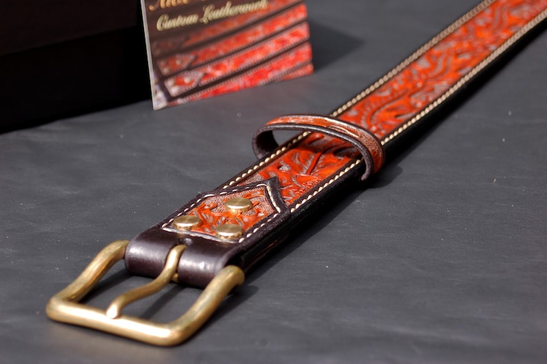 British Tan 32 waist Hand Tooled Oak Leaf Leather Belt