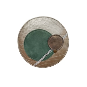 Round leather wallet