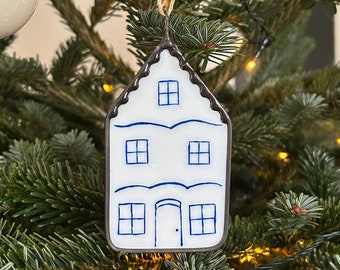 Dutch 'Delft blue' house stained glass suncatcher ornament | Handmade