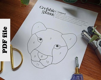 Patrón de vidrieras - DESCARGA DIGITAL | Captador de sol de cristal de leopardo |