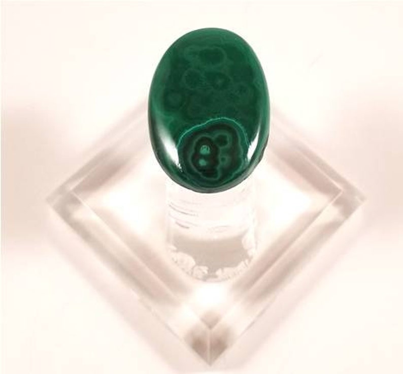 Loose Malachite Cabochon