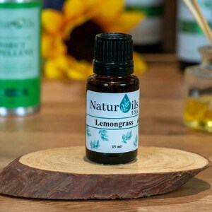Lemongrass Essential Oil / All-Natural / 15 ml / 100% Pure / Planet Based / Organic / Aromatherapy / Therapeutic Grade NaturOils