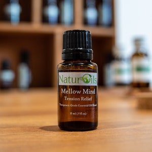 MellowMind Essential Oil Blend | 15 ml | Spanningsontlasting Olie | Therapeutische kwaliteit | Essentiële olie geschenken | Aromatherapie Oliën | Plantaardig cadeau
