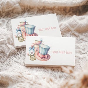 Tentkaarten voor verjaardagen, Naamkaartjes om af te drukken, Voedseletiketten | Alice in Wonderland, Onederland, Mad Tea Party Girls 1e verjaardag Decorideeën AW2