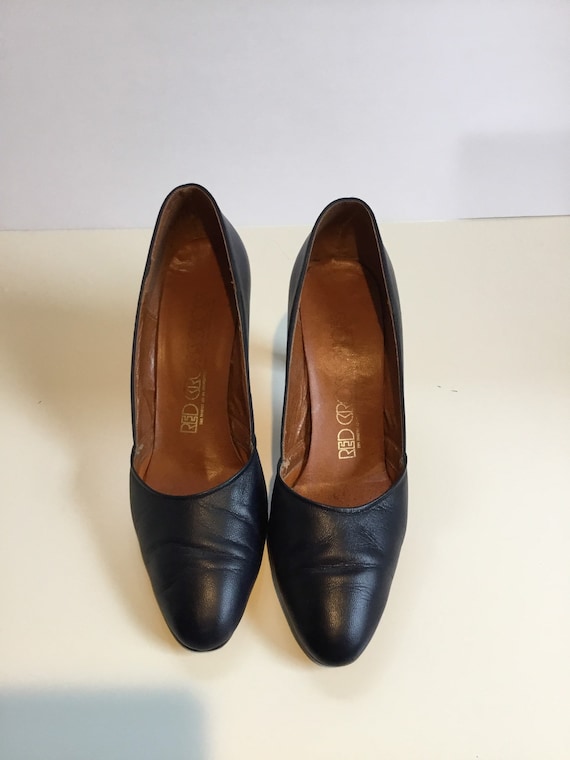 Vintage 1960s Navy leather Red Cross Shoes Sz 8 - image 2