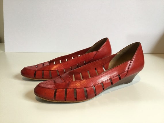Vintage 1980's Italian Leather Bandolino Flats