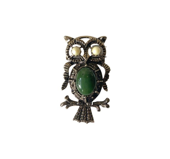 Vintage 1970s Owl Brooch Pin. Faux pearl eyes, fa… - image 4