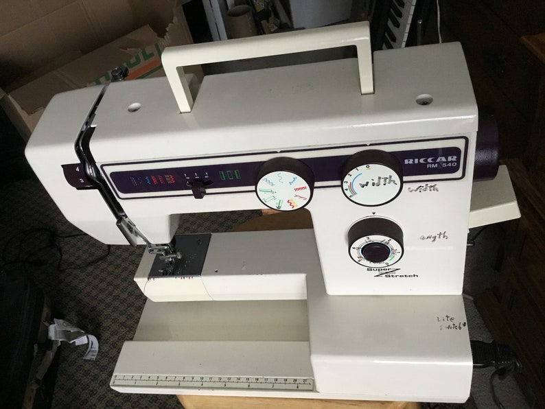 Vintage Riccar Super Stretch Sewing Machine Model Norm540 in Working