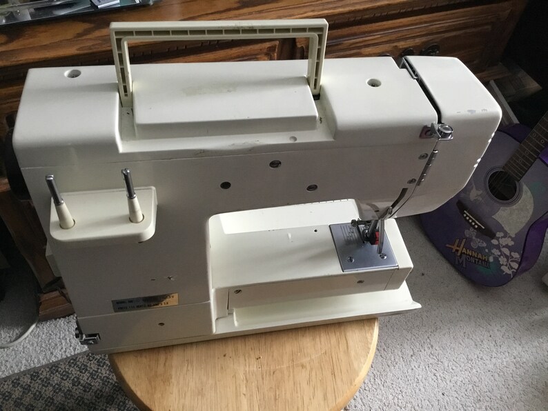 Vintage Riccar Super Stretch Sewing Machine Model Norm540 in Working