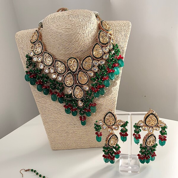 Asian/Indian/Pakistan Meenakari Kundan set in  baby pink/Grey/ Emerald Green pearls.  Bridal Kundan set.  Jewellery set, Kundan jewelry set