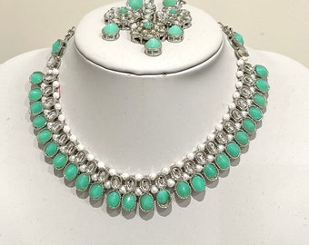 Simple Silver and mint Indian necklace set with earrings. Indian Jewlery, Asian choker set, polki choker, silver necklace set. Simple set