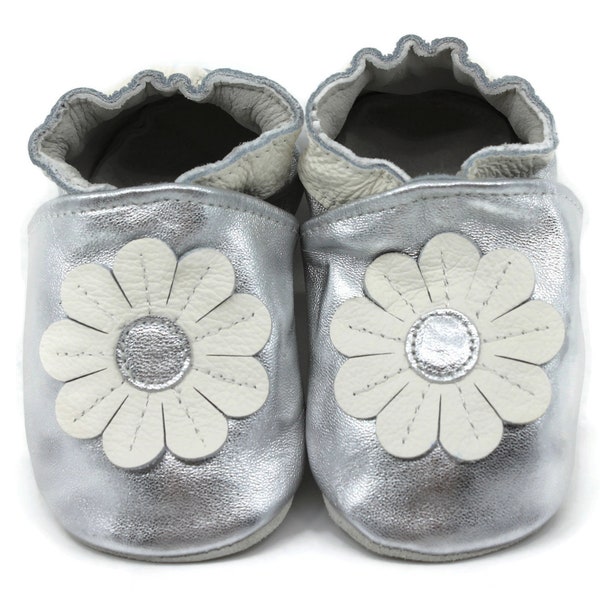 Soft Sole Baby and Toddler Silver Metallic Leather Bootie Crib Shoe with White Daisy -Girls-