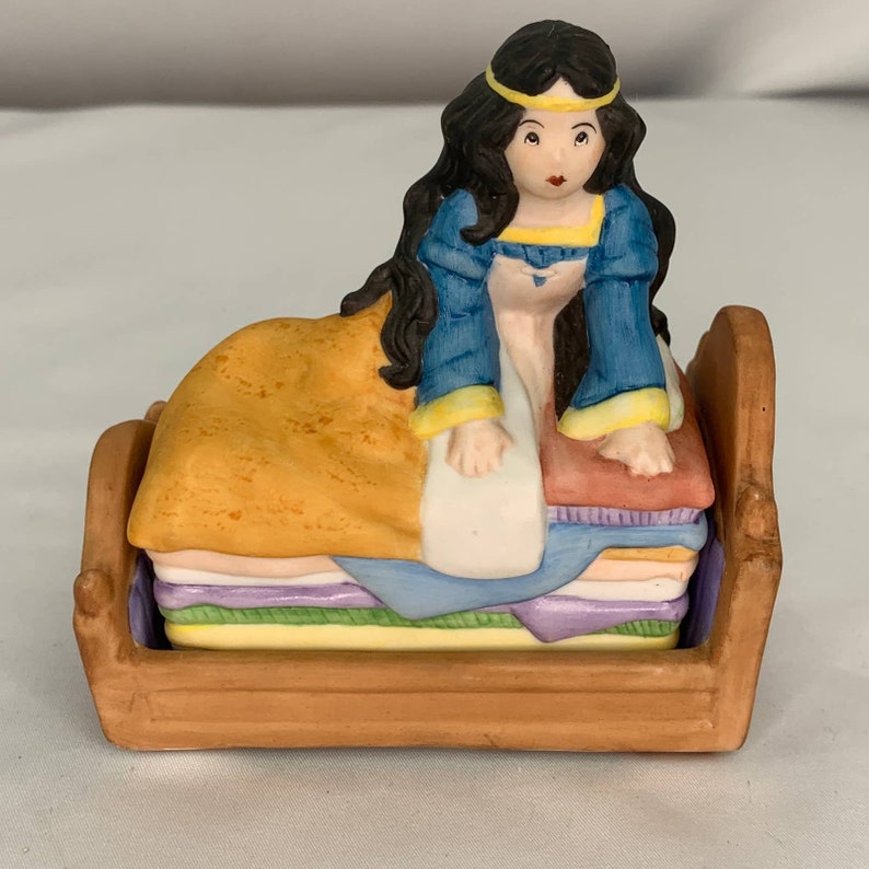 Vintage The Franklin Mint Maggie Murphy Princess and the Pea 1986