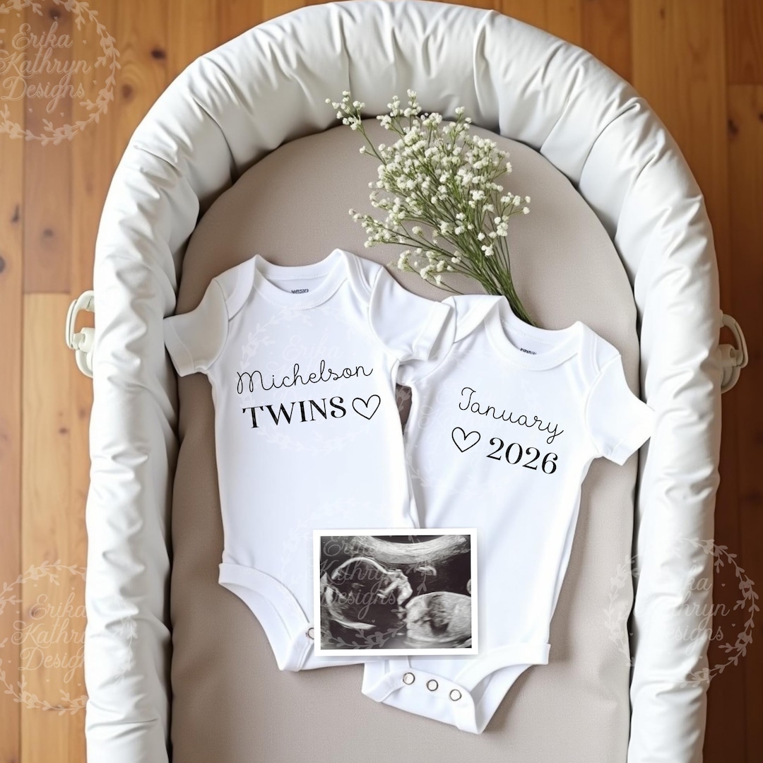 まるポン 様 twins Twin Pregnancy Announcement | DIGITAL Minimalistic Twins