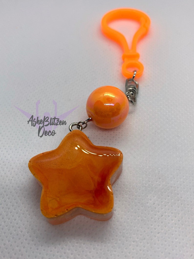 Kikka Tye Dye Star Charm Keychain