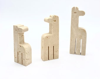 Family of 3 giraffes in travertine by Fratelli Mannelli